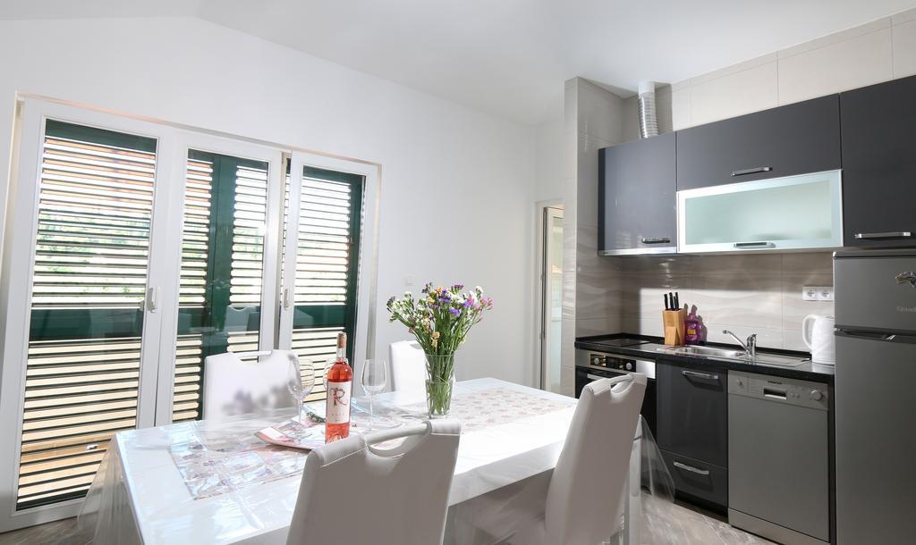 Apartments Jadranka Ловиште Экстерьер фото