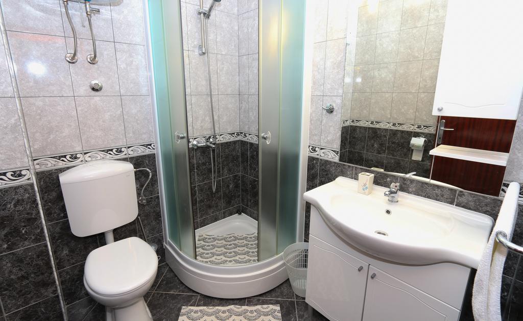 Apartments Jadranka Ловиште Экстерьер фото